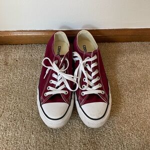 Maroon Converse All-Star Low-Top Shoes - women’s 8, men’s 6